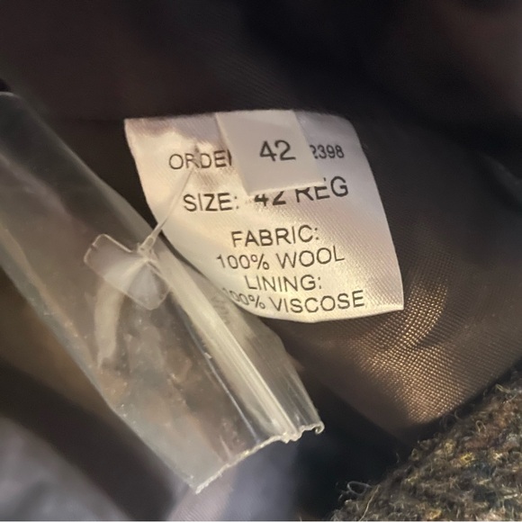 Harris Tweed Men's Brown Vest - Picture 6 of 6